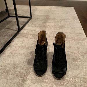 Lucky Brand Black Open toe bootie size 8